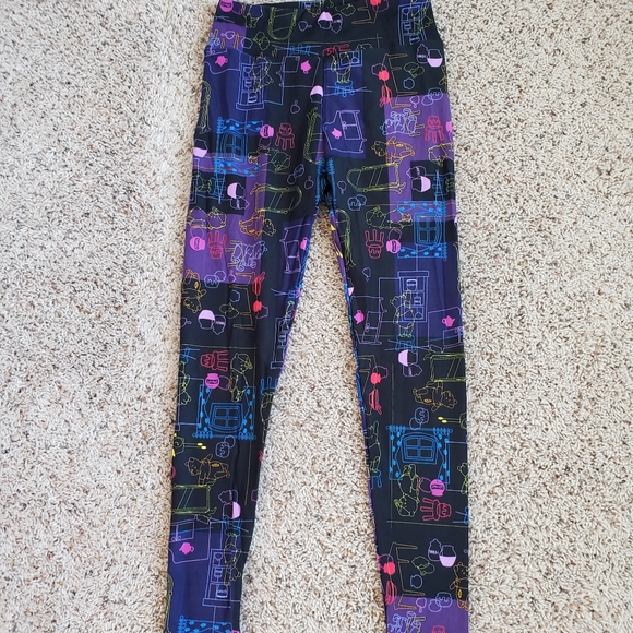 Lularoe Disney Winnie the Pooh Leggings OS - Picture 3 of 7